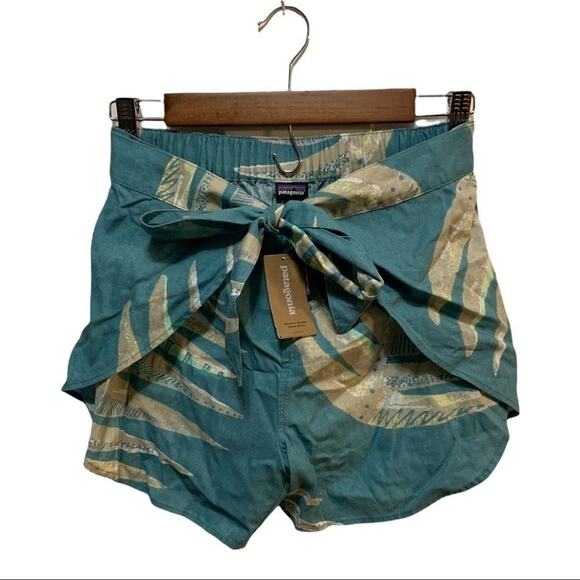 NWT Patagonia palm of my heart women’s shorts w tie front! Hemp fabric blend! - Picture 1 of 6